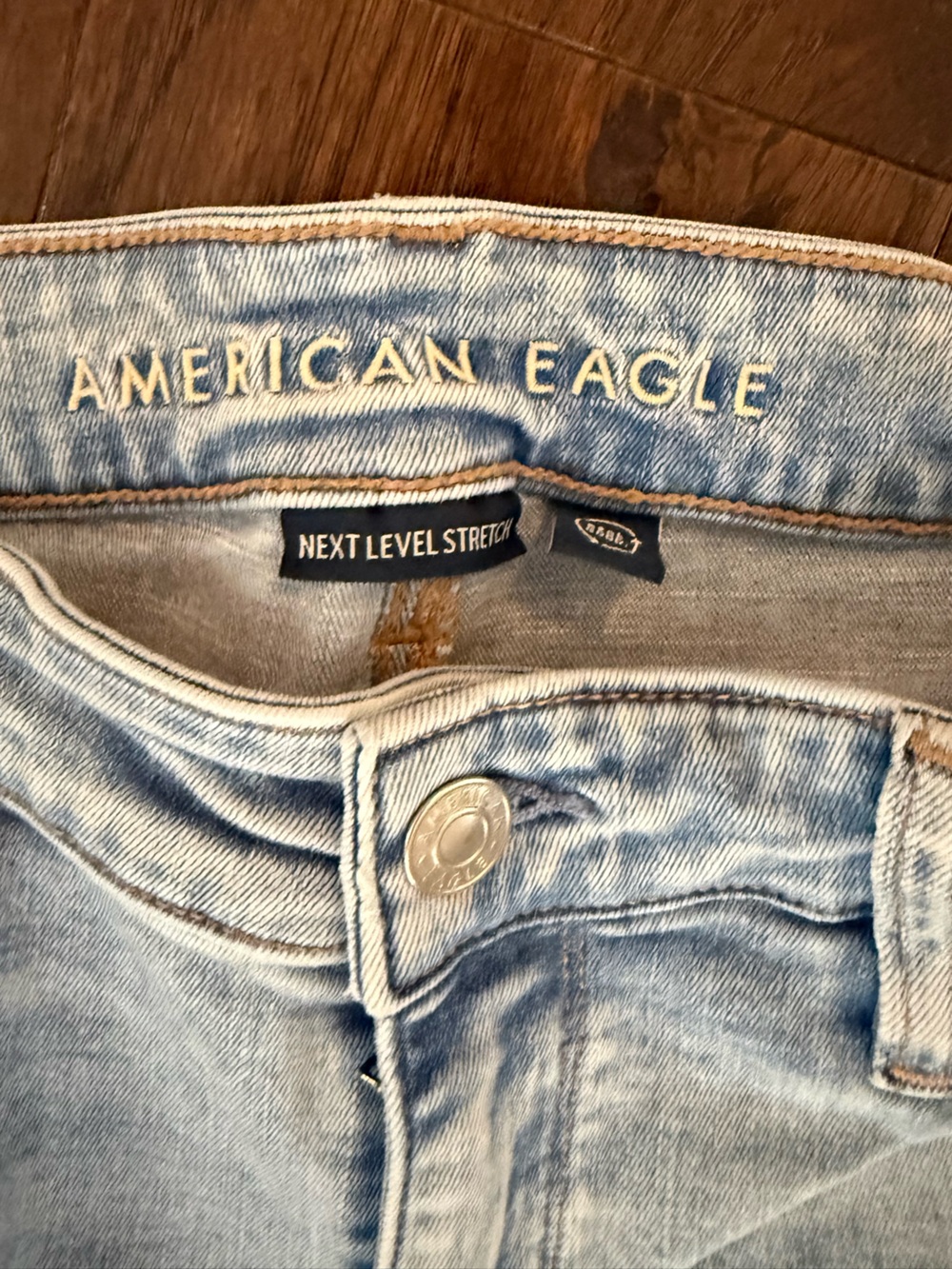 NEW American Eagle High Rise Skinny Kick Jeans size 8 - Picture 4 of 6